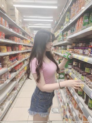 愛上女上司（職場情緣、傲嬌女上司、我和美豔女上司、女領導愛上我）